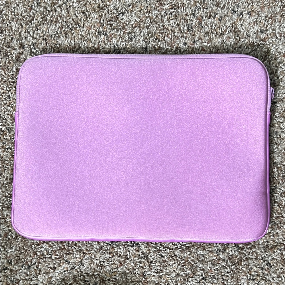 Incase Lavender Laptop Sleeve - 13”